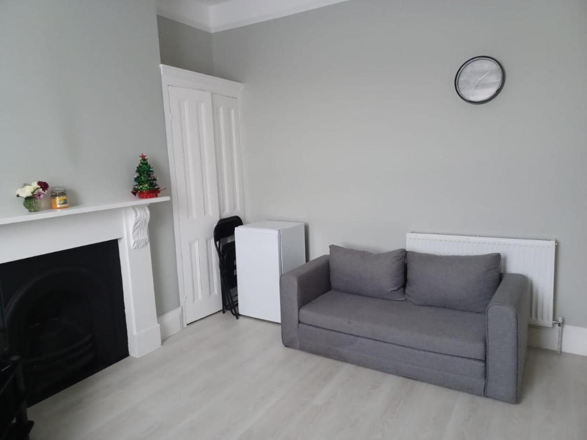 Town Stay Plymouth Bagian luar foto