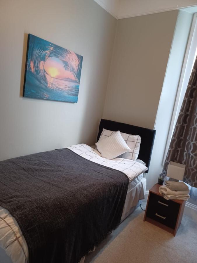Town Stay Plymouth Bagian luar foto