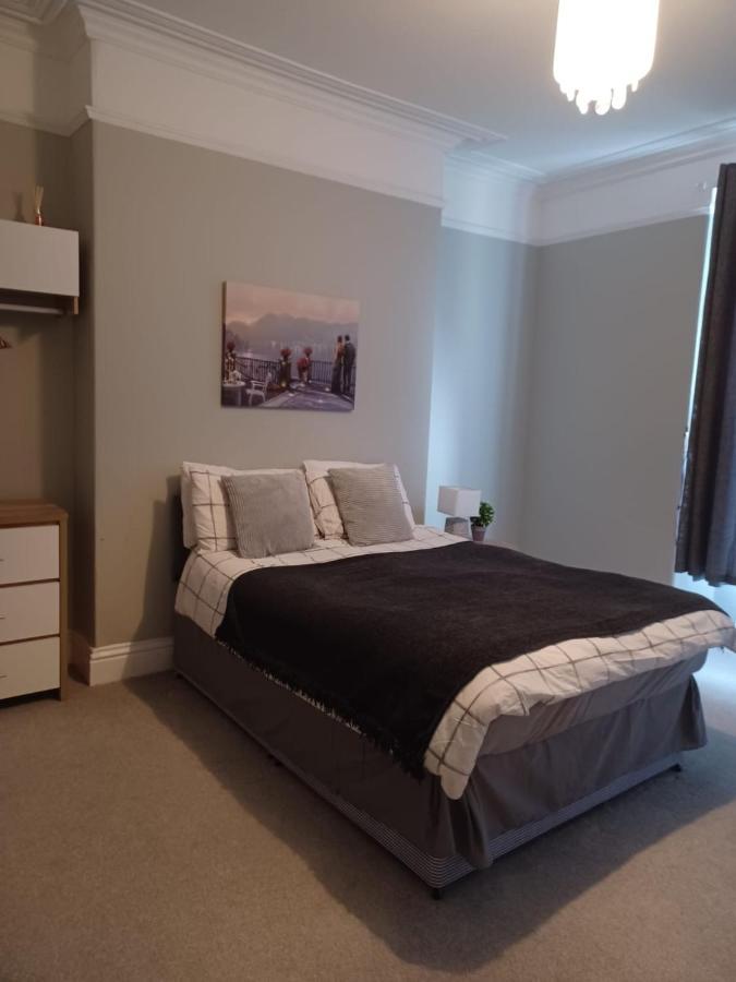 Town Stay Plymouth Bagian luar foto