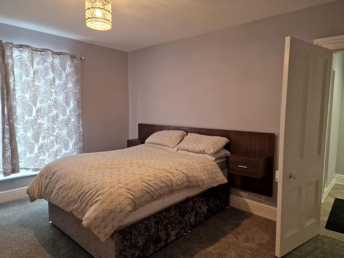 Town Stay Plymouth Bagian luar foto