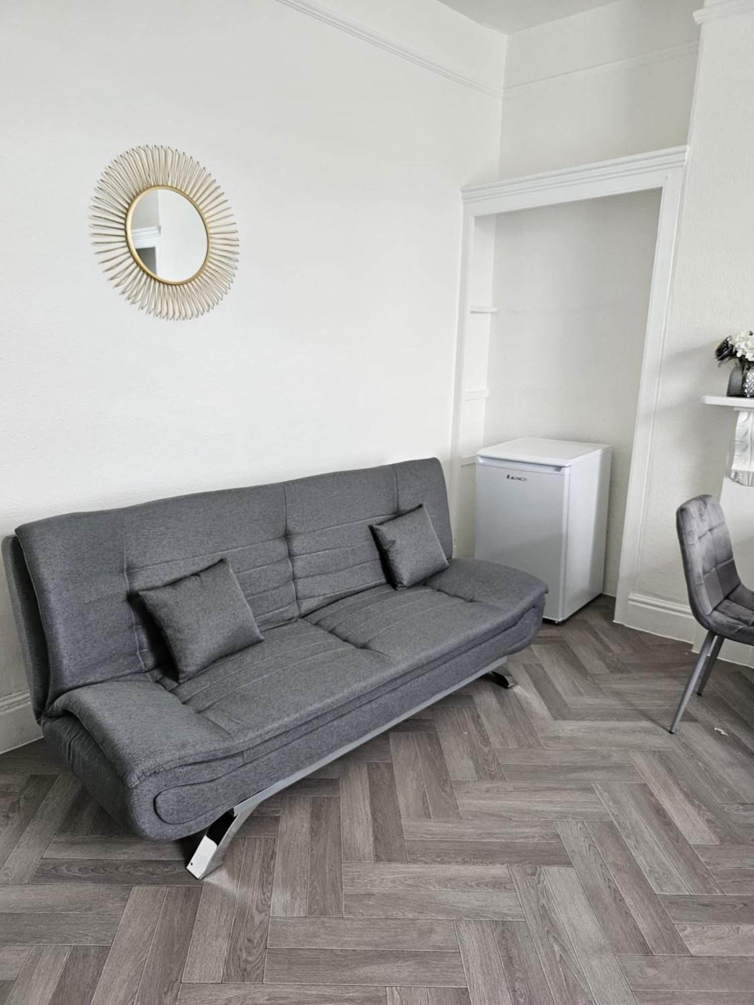 Town Stay Plymouth Bagian luar foto